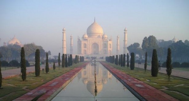 lacnedovolenkytaj-mahal
